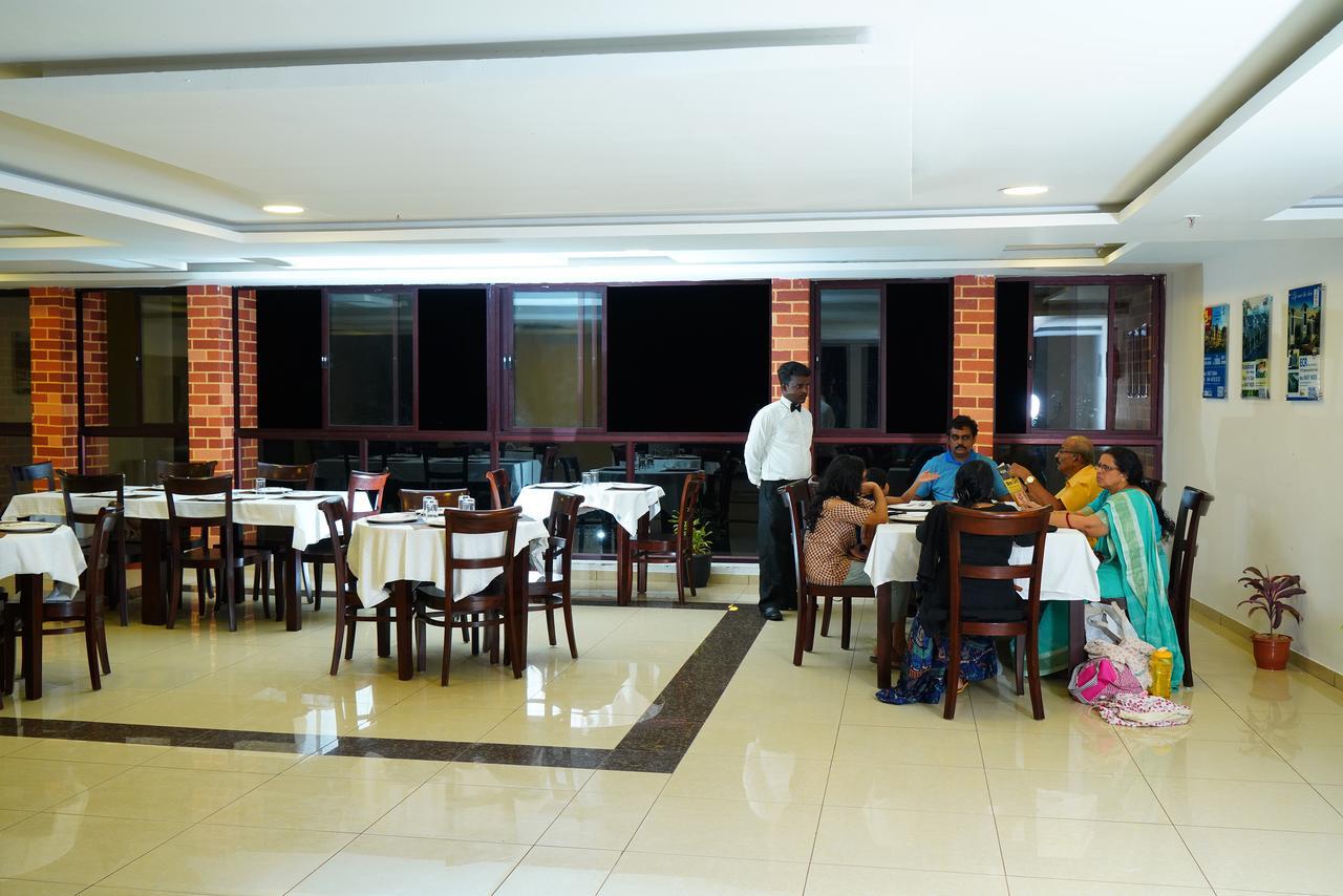 Five Falls Resort Kuttalam  Ngoại thất bức ảnh
