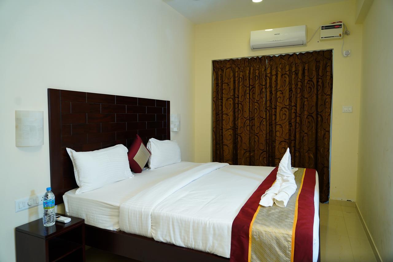 Five Falls Resort Kuttalam  Ngoại thất bức ảnh