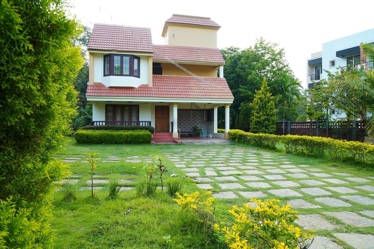 Five Falls Resort Kuttalam  Ngoại thất bức ảnh