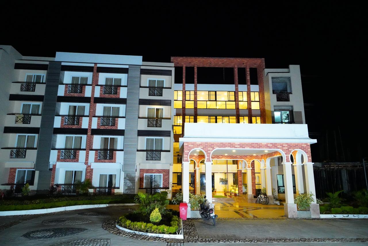 Five Falls Resort Kuttalam  Ngoại thất bức ảnh