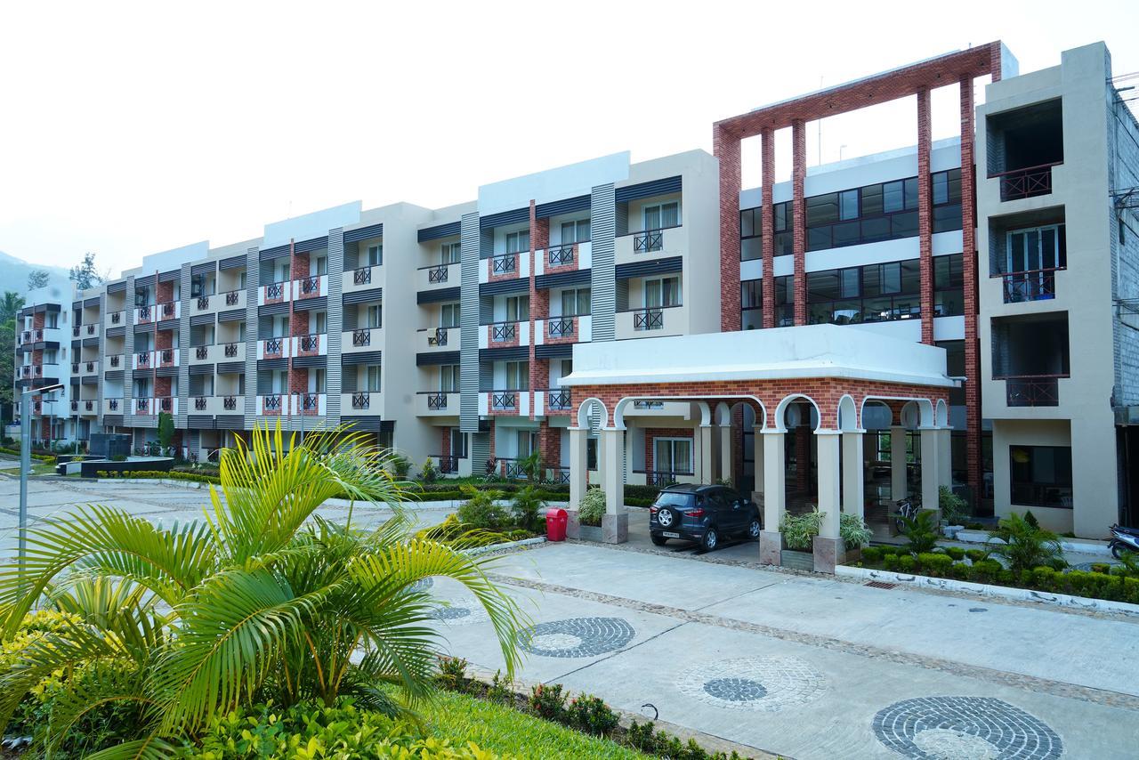 Five Falls Resort Kuttalam  Ngoại thất bức ảnh