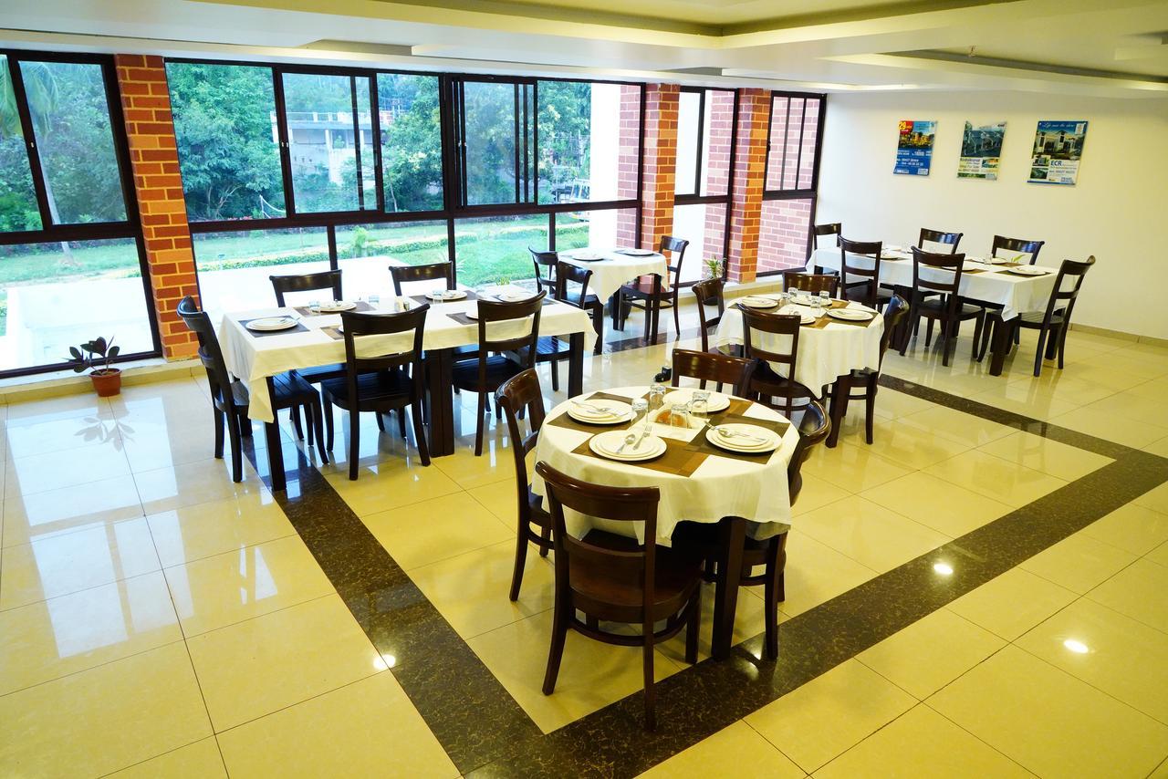 Five Falls Resort Kuttalam  Ngoại thất bức ảnh