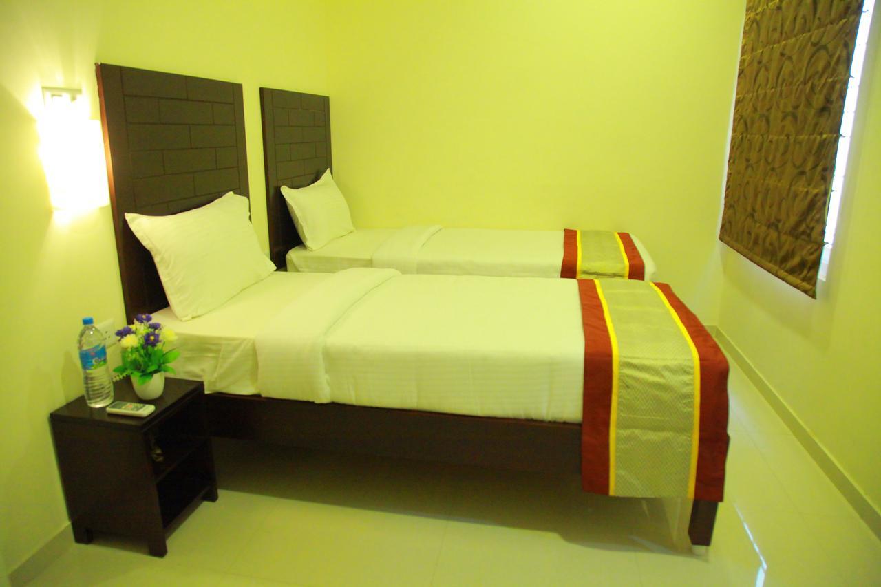 Five Falls Resort Kuttalam  Ngoại thất bức ảnh