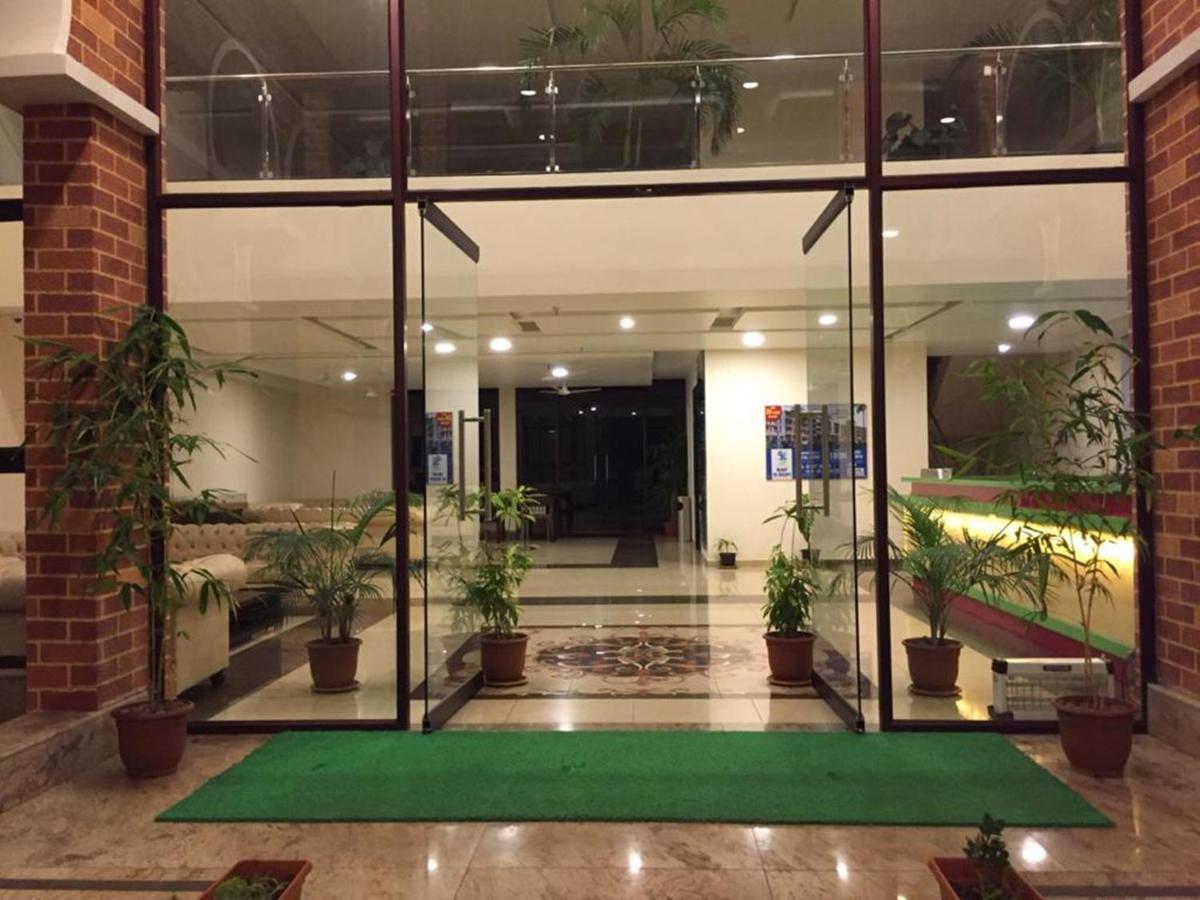 Five Falls Resort Kuttalam  Ngoại thất bức ảnh